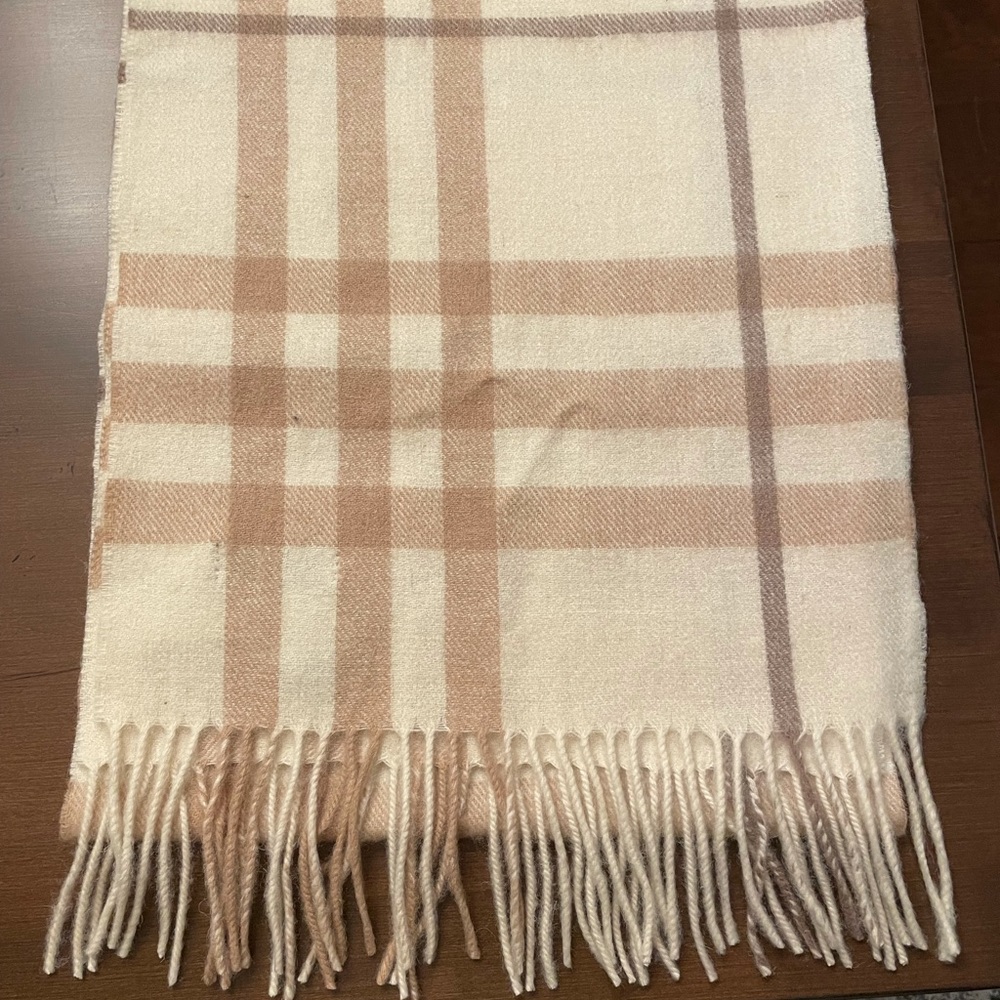 Plaid scarf
